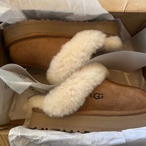 UGG Women's Disquette Slippers NWOT
